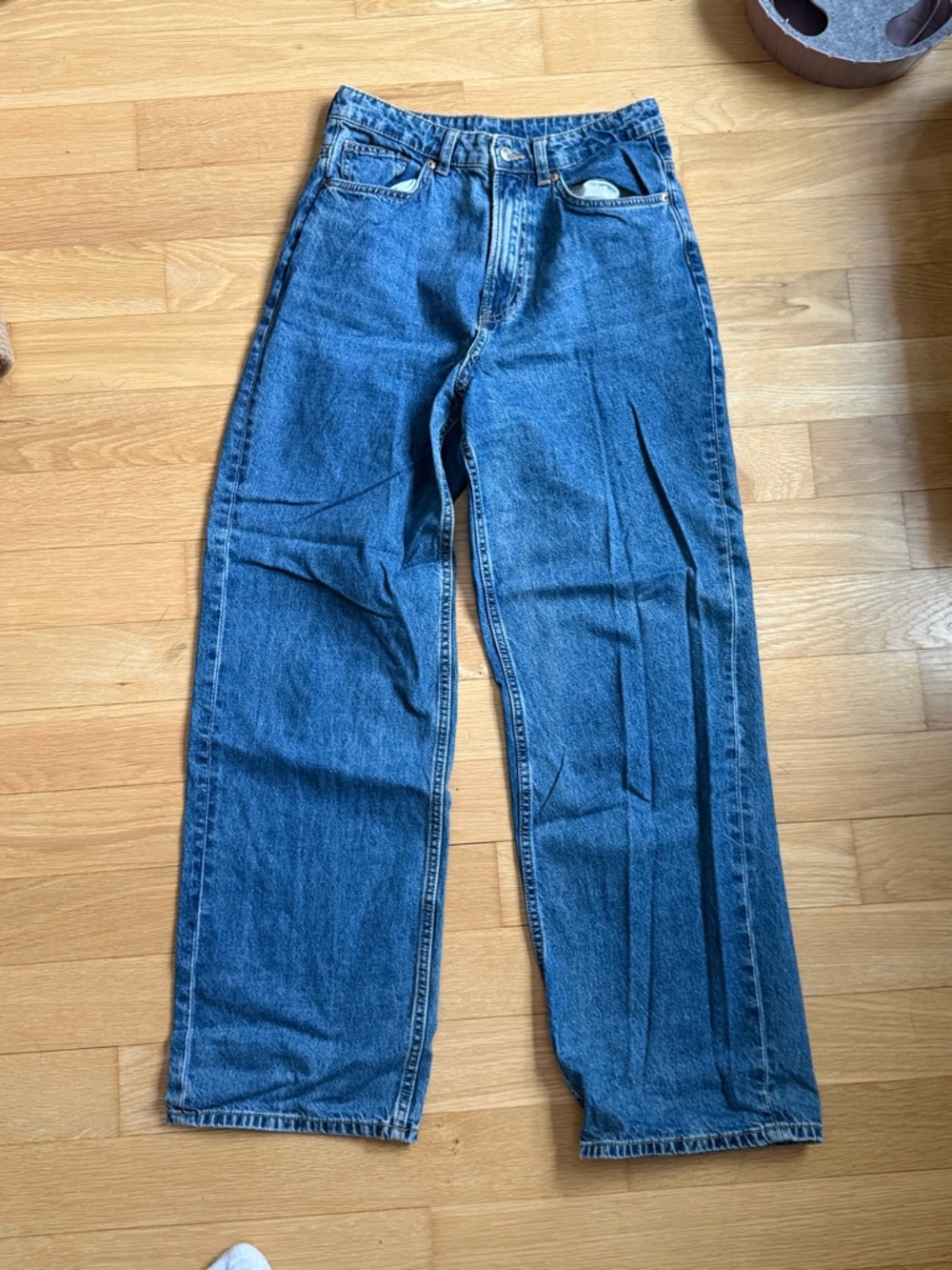 H&M Medium Blue Denim Jeans with Contrasting Stitch